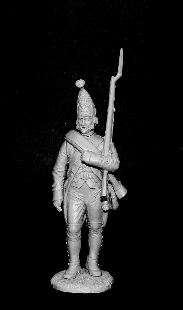 CHM-54203. Рядовой гренадерских (или фузелерных) полков и рот, Россия 1799 г. 54 мм. Материал - смола. Chronos Miniatures