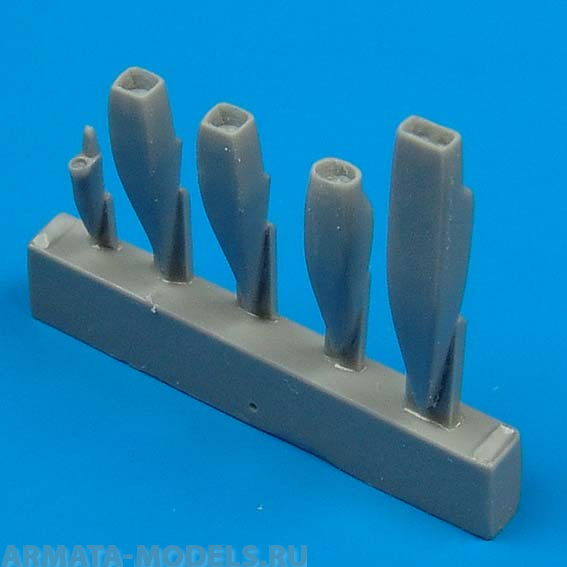 48020 Конверсия Су-17/22 (фюзеляжные воздухозаборники) для моделей фирмы КР