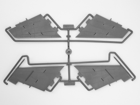 72173 МиГ-25РБ, Советский самолет-разведчик ICM