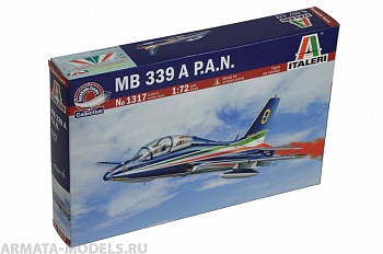 1317ИТ Самолет MB-339 PAN Frecce Tricolori