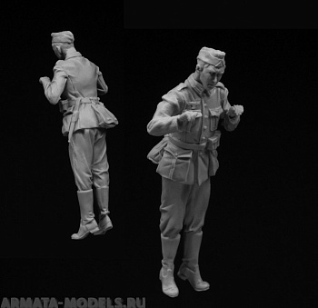 3164STAL German soldier inspects T-34