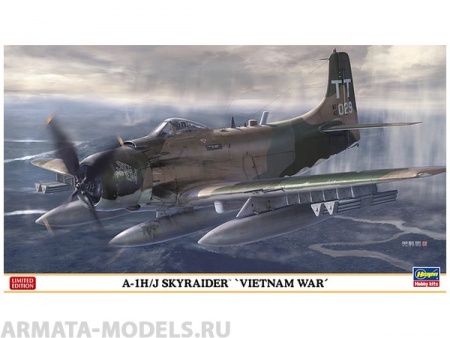 02199 Самолет Douglas A-1H/J Skyraider Vietnam War Hasegawa